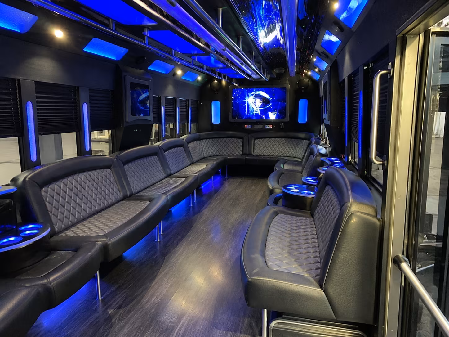 ceres 28 passenger party bus interior
