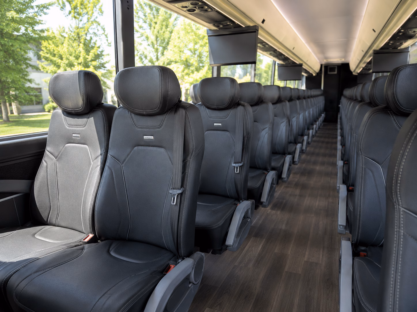 that s the cerescharterbuscompany com difference more options more buses more wine country